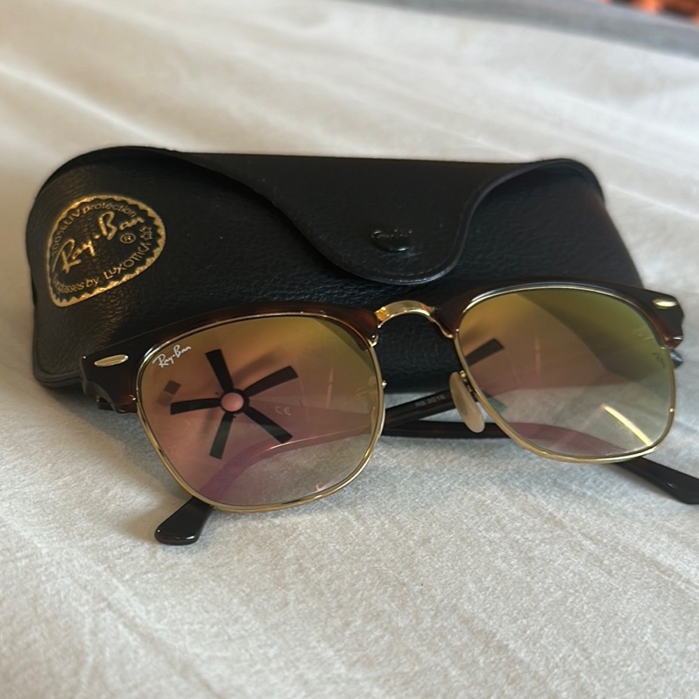 Ray-Ban Clubmaster Gold with Pinkish Lenses
